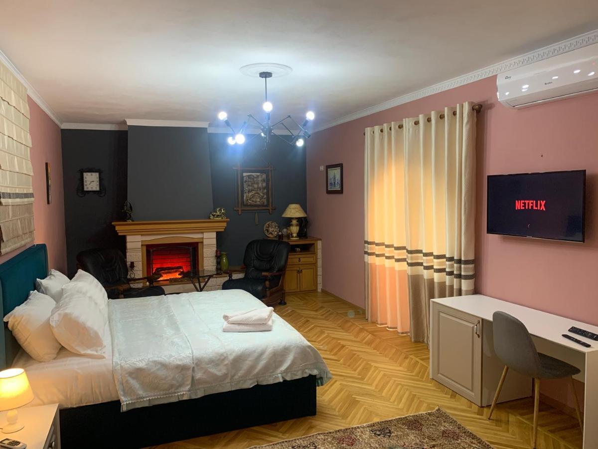 Belux Hotel Tirana Kültér fotó