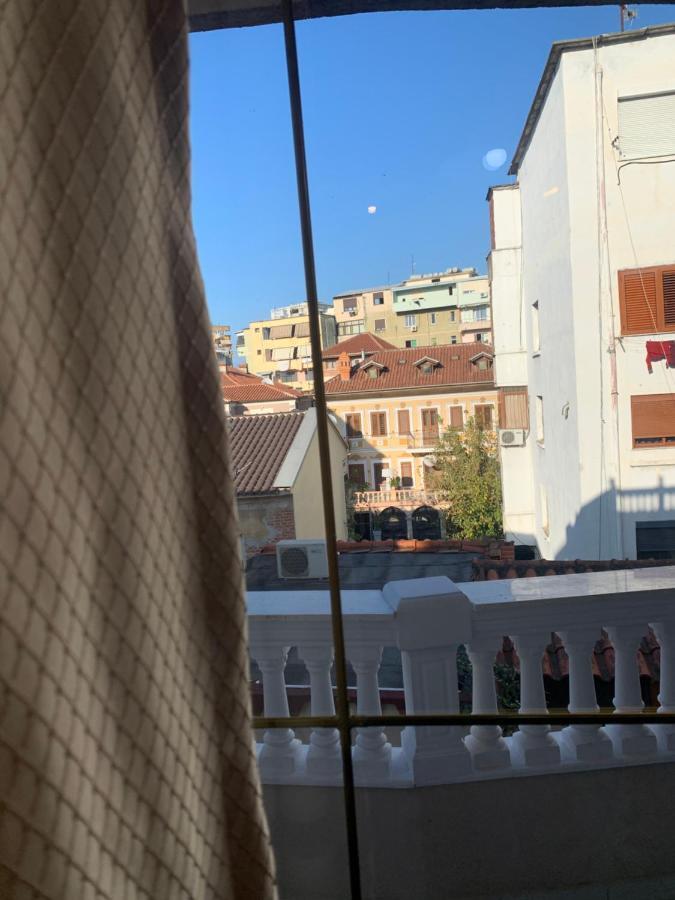 Belux Hotel Tirana Kültér fotó