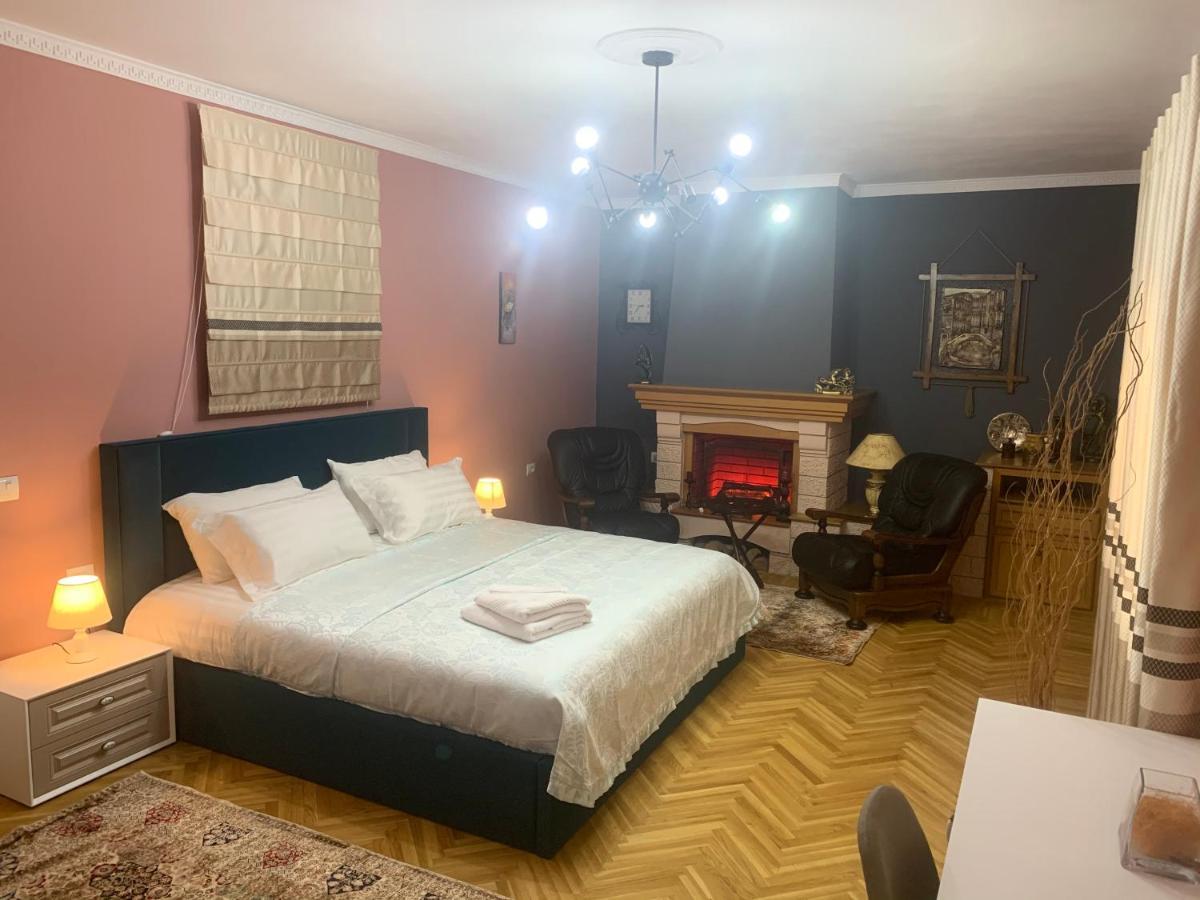 Belux Hotel Tirana Kültér fotó