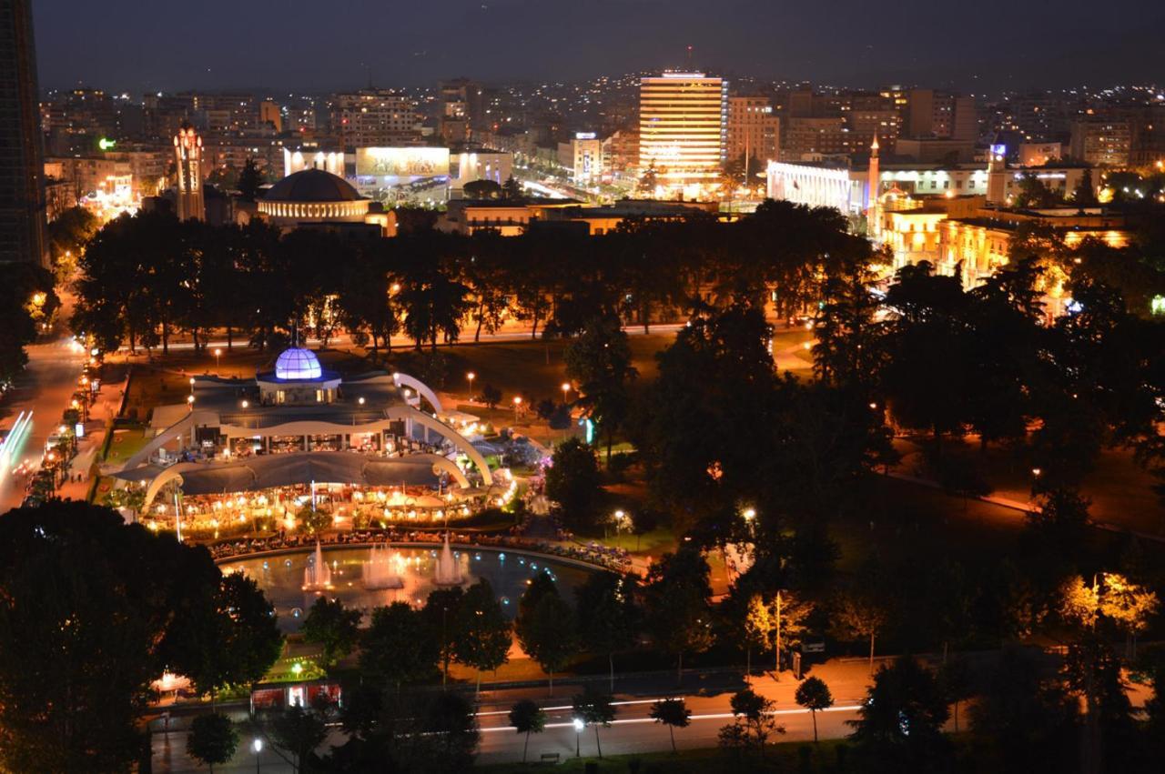 Belux Hotel Tirana Kültér fotó